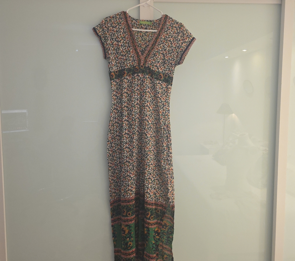 Bohemian Floral V-Neck Maxi Dress in Green and Cream